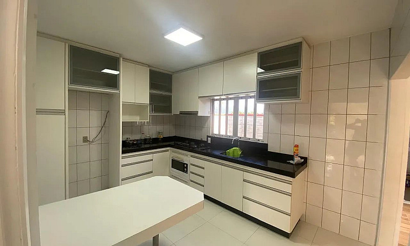 Casa Com 174M2 Na Po...