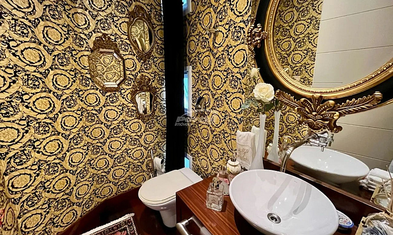 Casa Disponível Para...