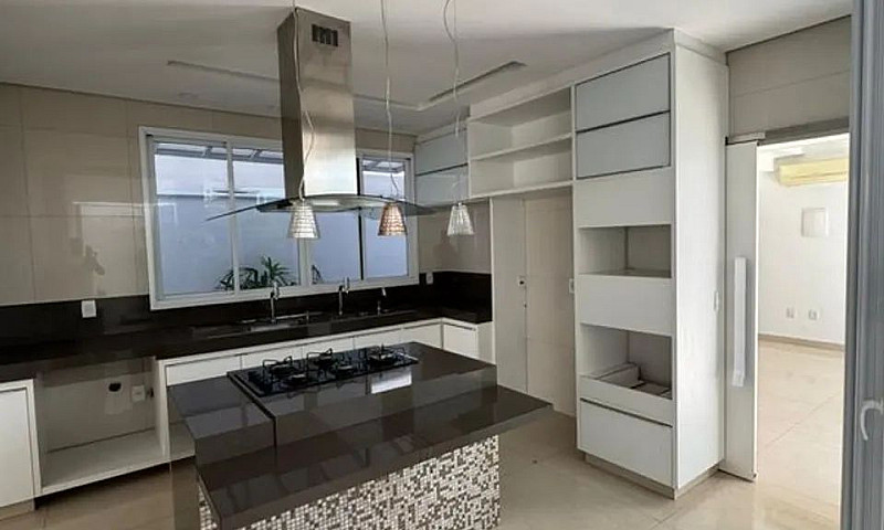 Sobrado, 325 M², 3 Q...