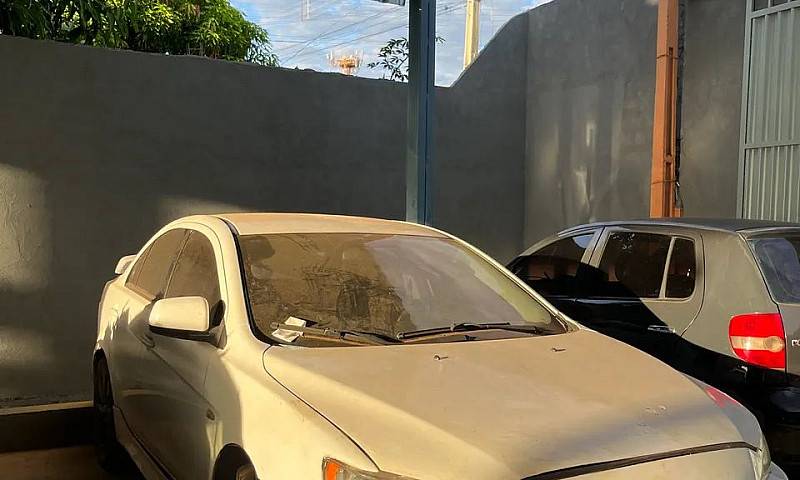 Mitsubishi Lancer 2....