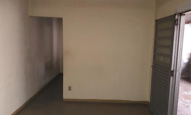 Vendo Duas Casa No M...