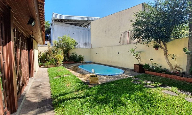 Linda Casa De 4 Dorm...