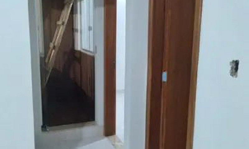 Vendo Imovel Com Cas...