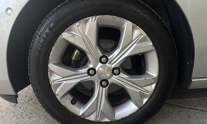 Chevrolet Onix Plus ...