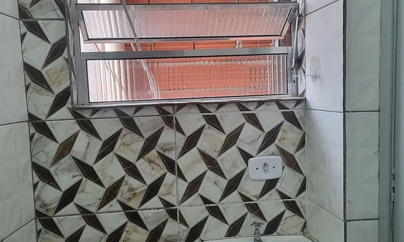 Alugo Casa De 3 Cômo...