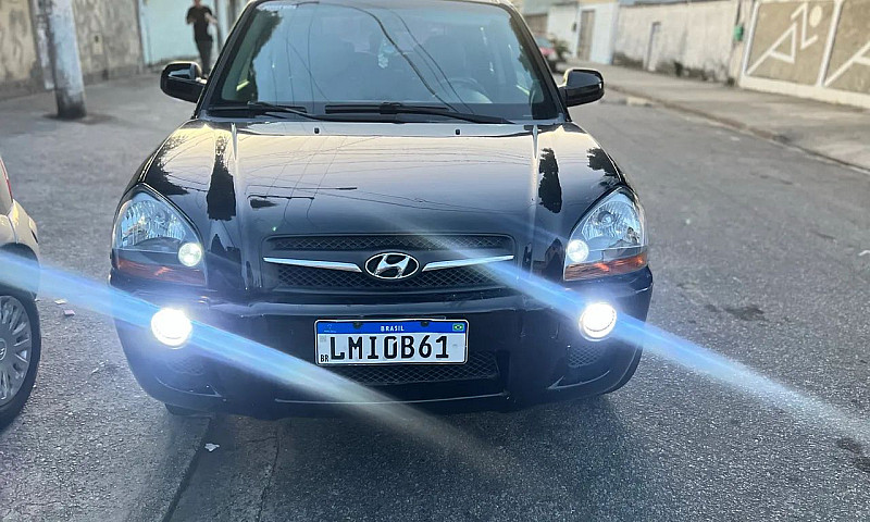 Hyundai Tucson 2.0 1...