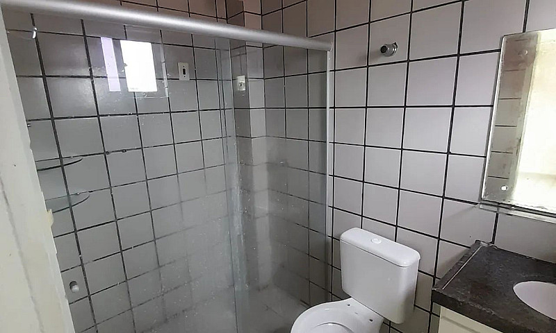 Quarto Disponível Em...
