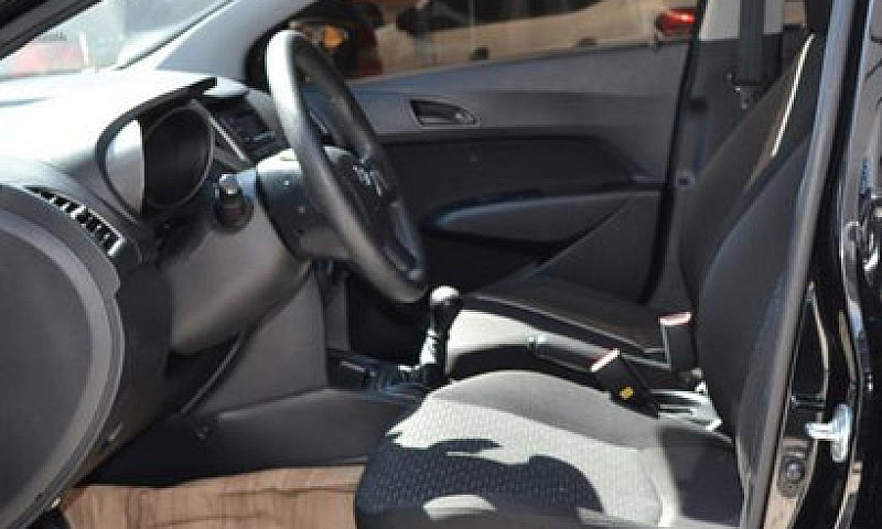 Hyundai Hb20 1.0M Un...