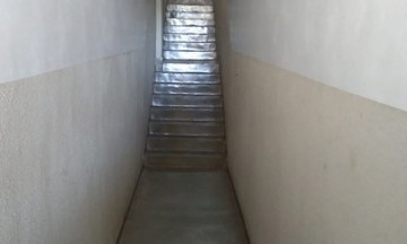 Alugo Apartamento De...