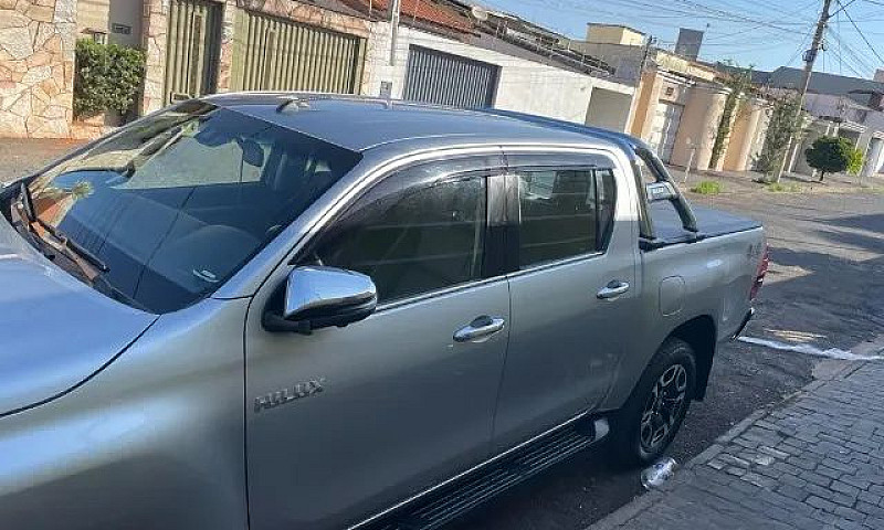 Hilux Prata ...