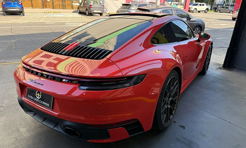 Porsche 911 Carrera ...
