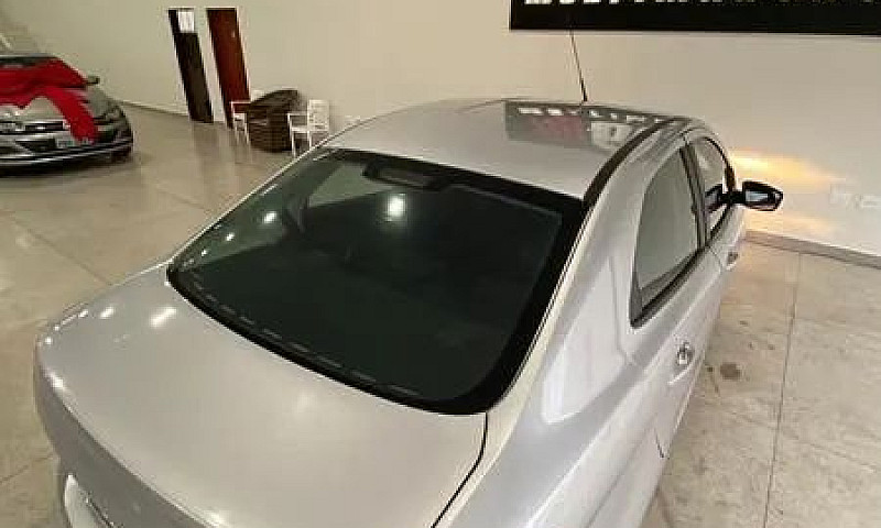 Ford Ka+ Sedan 1.0 S...