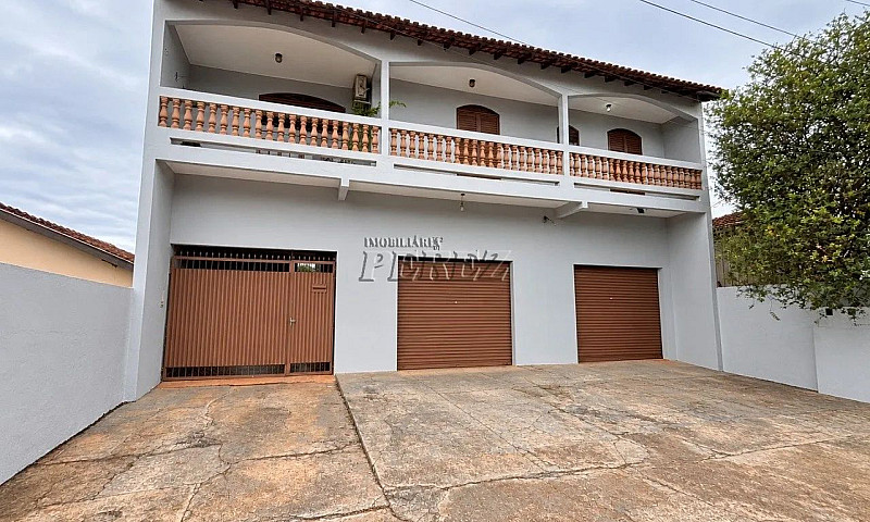 Casa À Venda E Locaç...