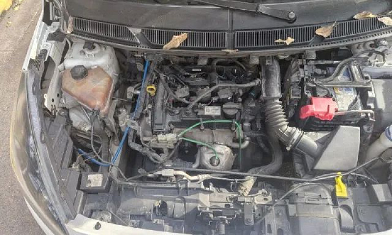 Ford Ka+ Sedan 1.0 T...