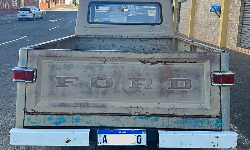 Ford F-75 4X4 2.3 19...