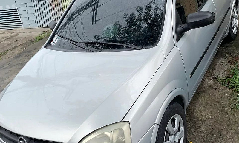 Chevrolet Corsa Hatc...