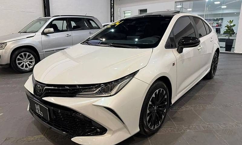 Toyota Corolla Cross...