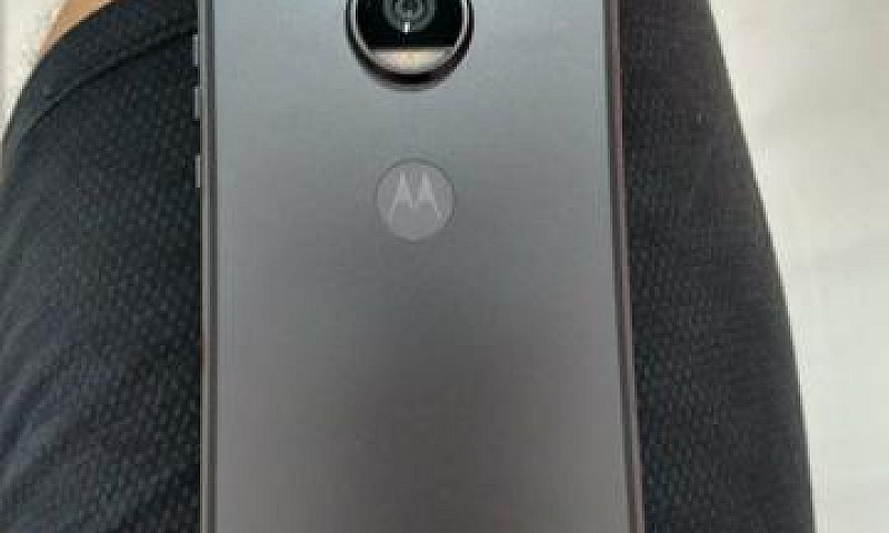 Motorola Moto Z2 Pla...