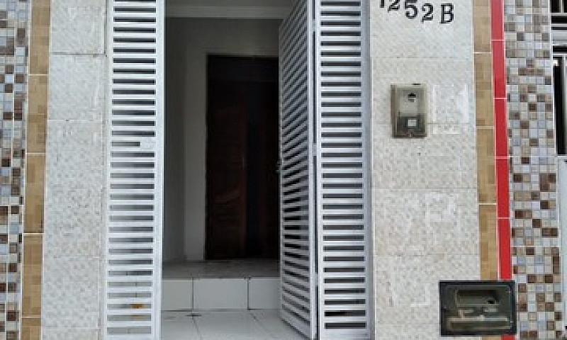 Casa No Alecrim...