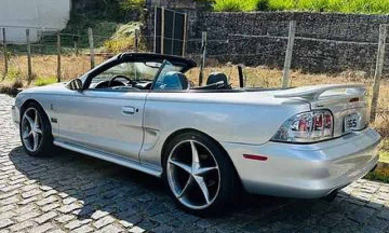 Ford Mustang Gt V8 C...