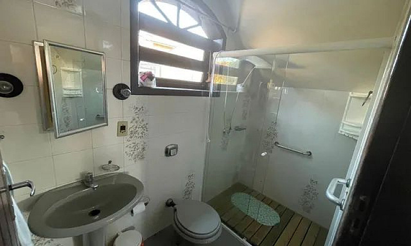 Sobrado 5 Quartos, 3...