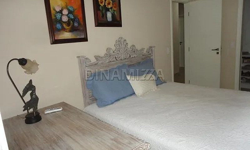 Casa Padrão Em Condo...