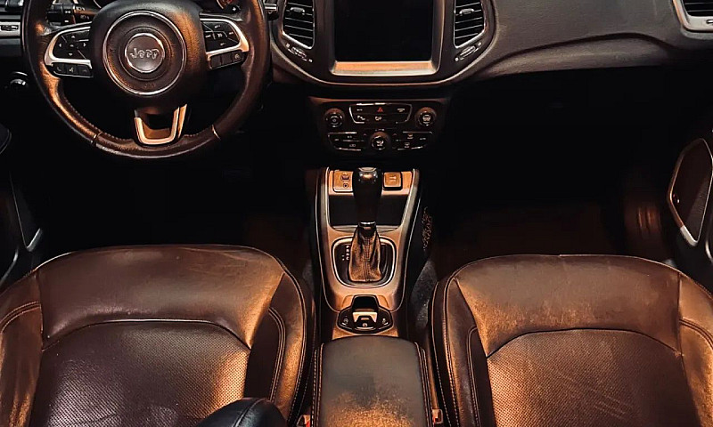 Jeep Compass Longitu...