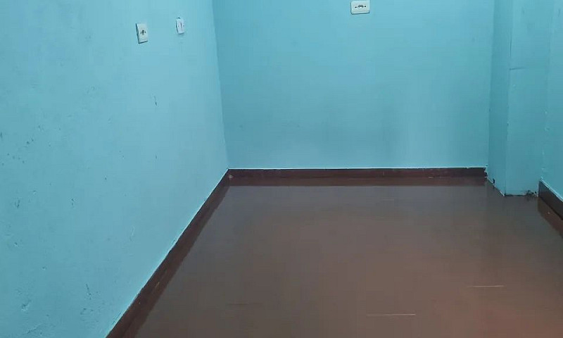 Alugo Casa De 3 Cômo...