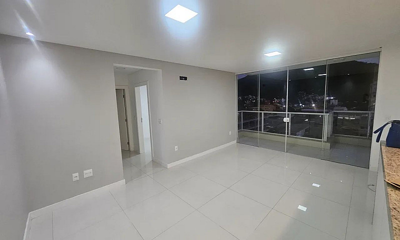 Exc Apt 02 Suites, A...