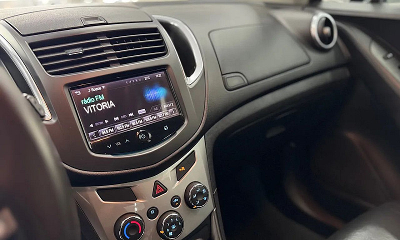 Chevrolet Tracker Lt...