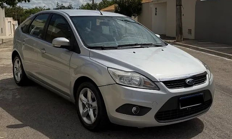 Ford Focus 1.6 S/Se/...