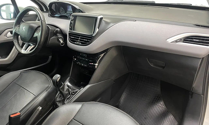 Peugeot 208 Active P...