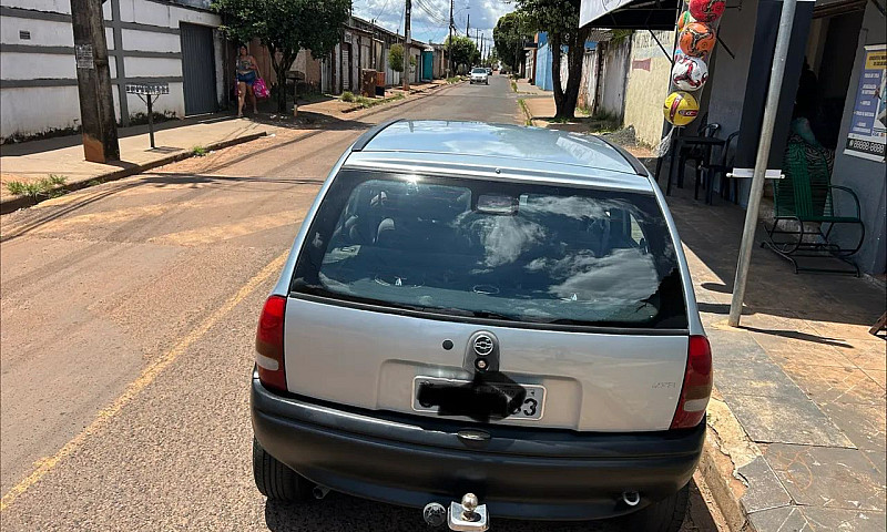 Chevrolet Corsa Seda...