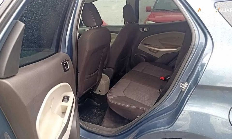 Ford Ecosport Titani...