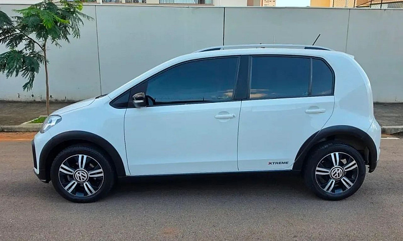 Volkswagen Up! Extre...