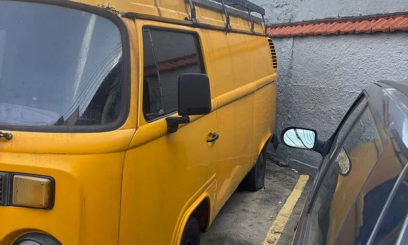 Volkswagen Kombi Fur...