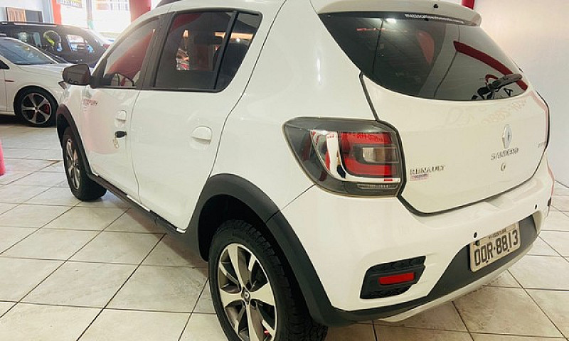 Renault Sandero Step...