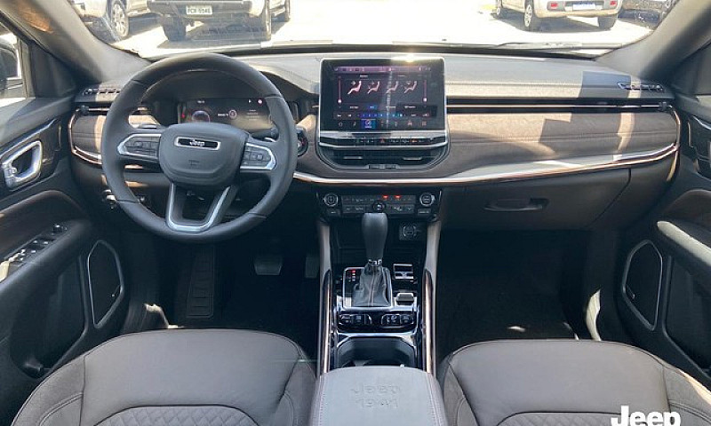Jeep Commander 2.0 T...