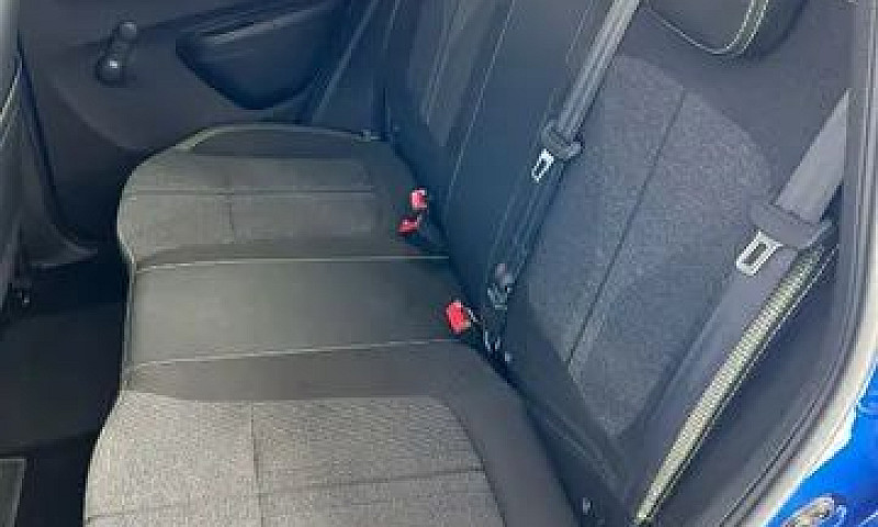 Kwid Outsider 1.0 20...