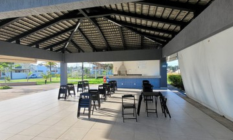 Casa De Condomínio P...