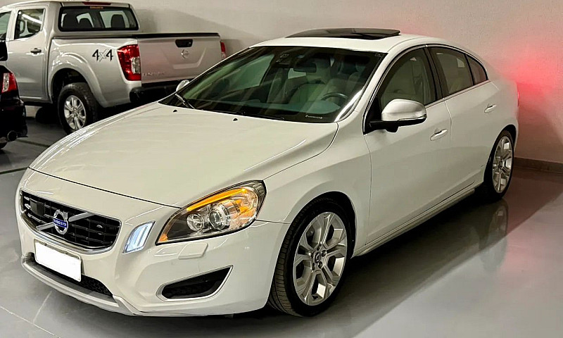 Volvo S60 T-6 3.0 30...
