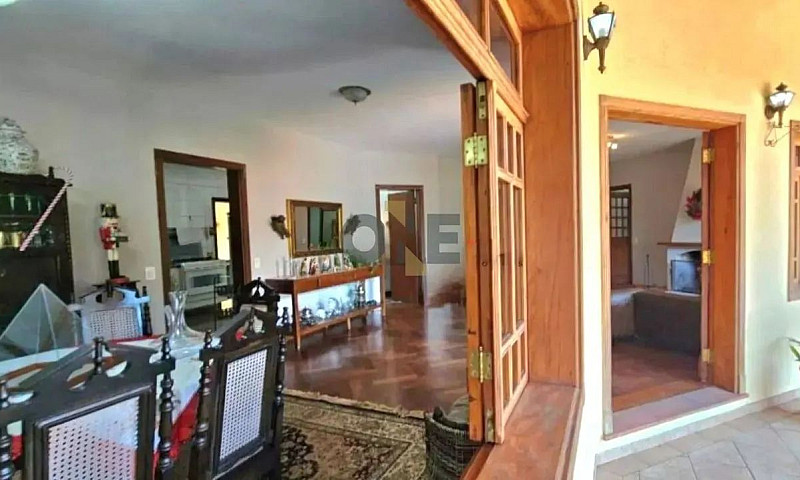 Casa Térrea Com 4 Do...