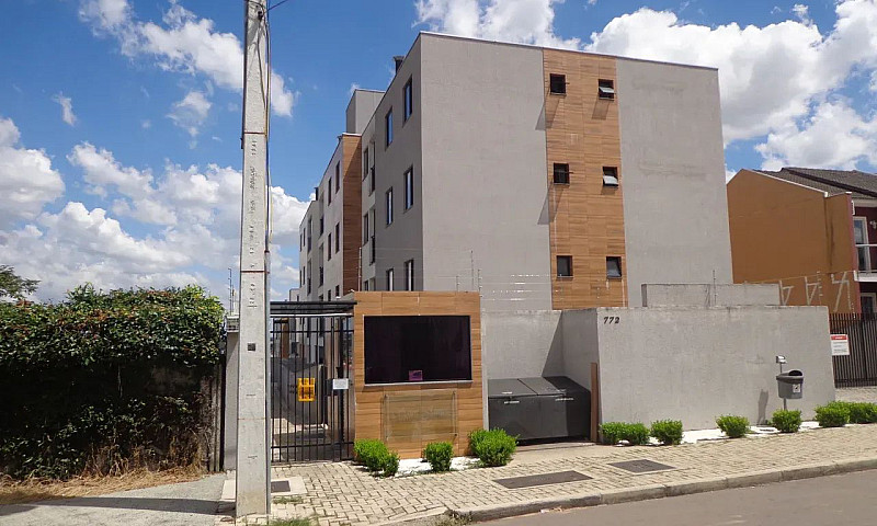 Apartamento Semimobi...