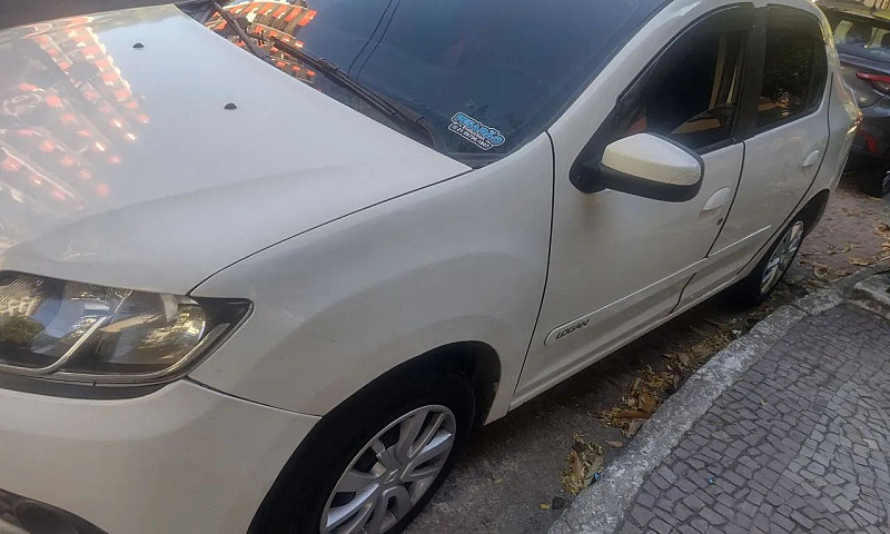 Renault Logan Expres...
