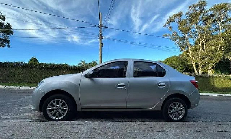 Renault Logan Expres...