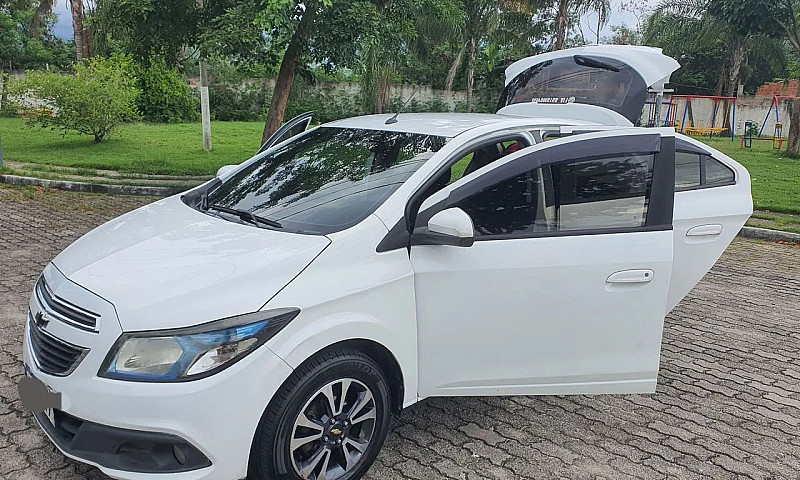 Chevrolet Onix Hatch...