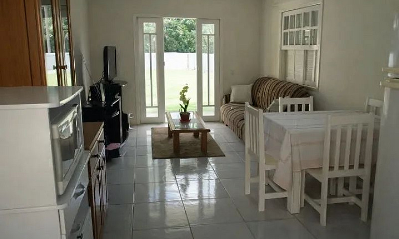 Vendo/Troco Casa Bai...