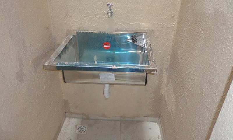 Apartamento De 01 Su...