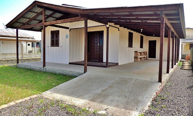 Casa Com 2 Dormitóri...