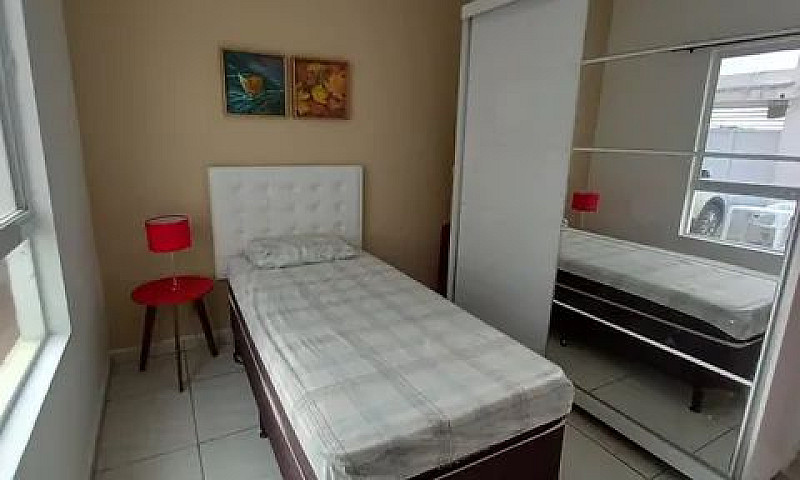 Casa Seminova Com Pi...